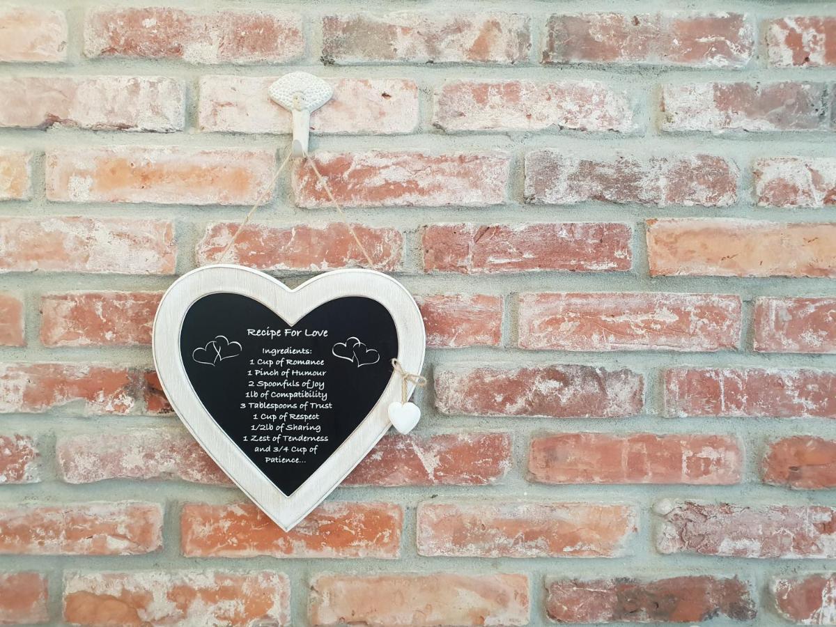 Positively Inspiring For 2 Apartment Parnu Bagian luar foto